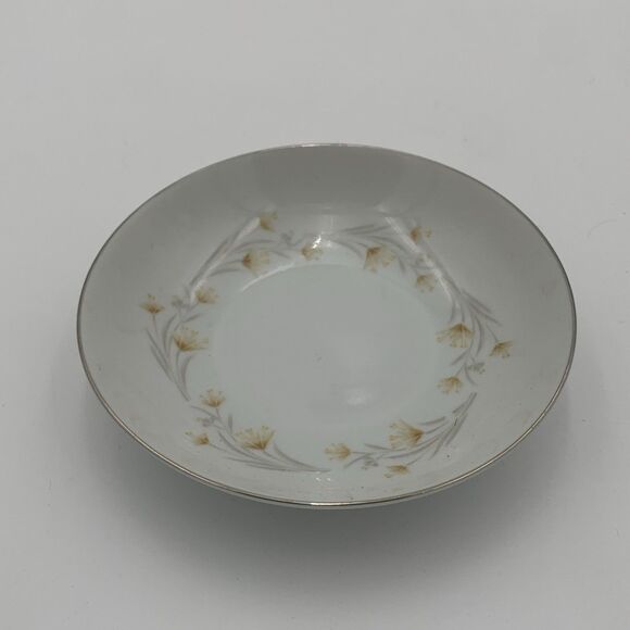 Fruit Bowl set 5"1/2  Qty (4) summit fine China Japan dream. - Picture 7 of 11